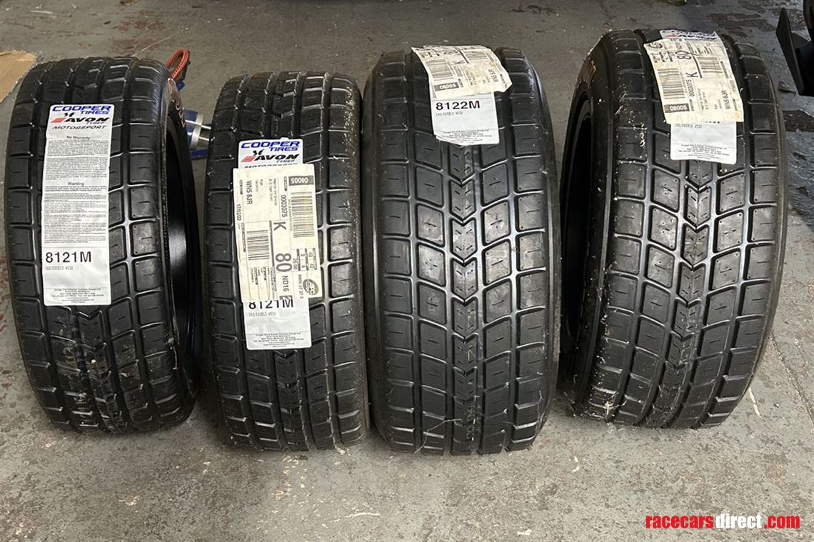 caterham-wheels-tyres