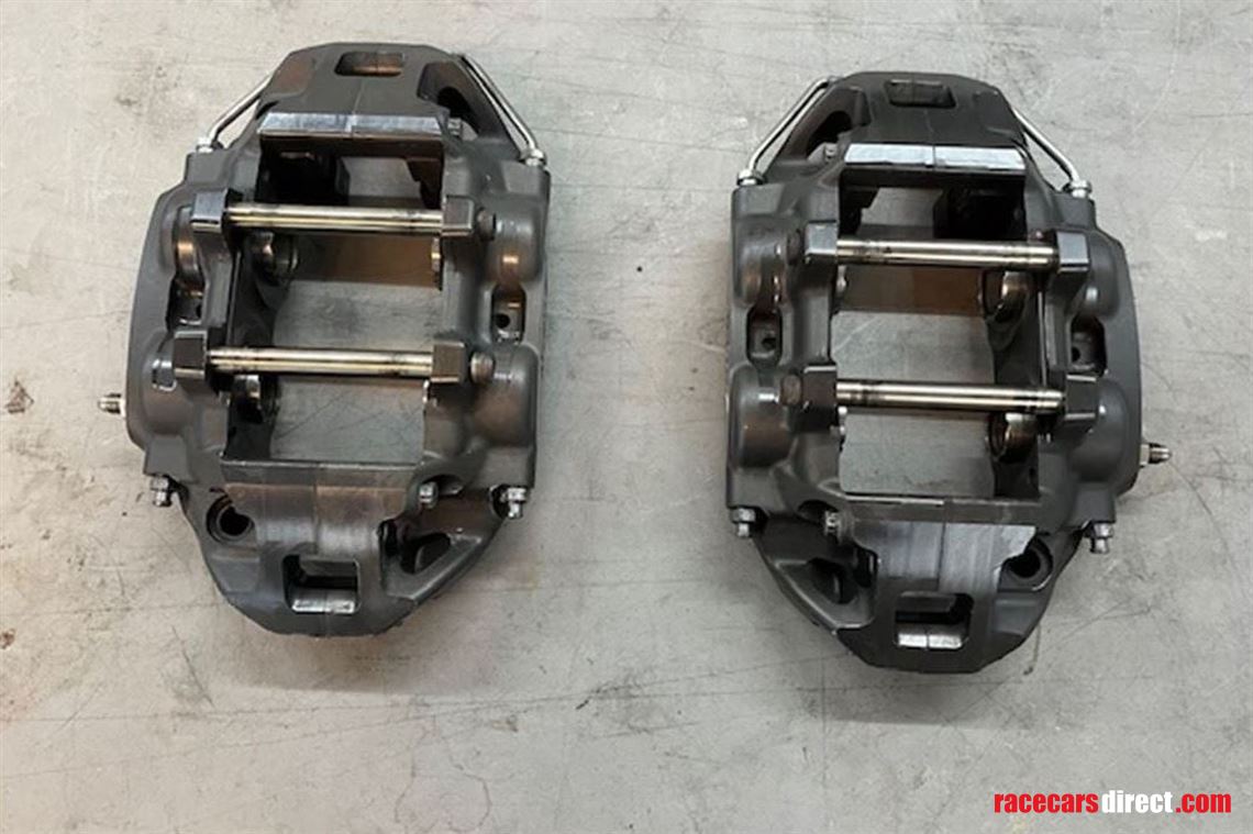 pair-alcon-4-piston-calipers