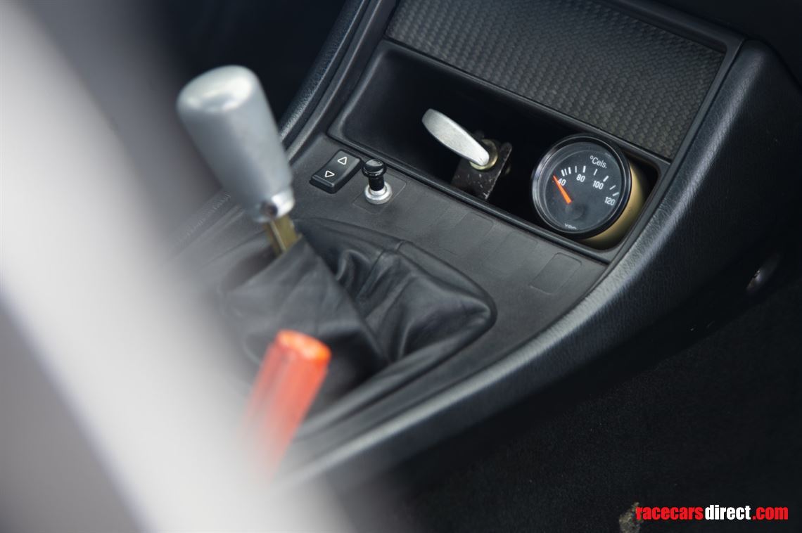 porsche-944-turbo-cup