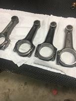 Cosworth Connecting rods with new ARP bolts