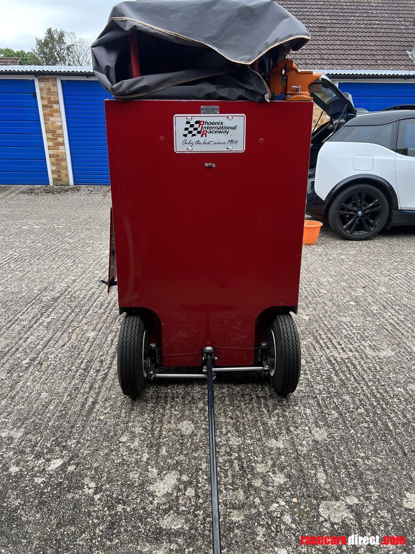 nascar-style-pit-wagon