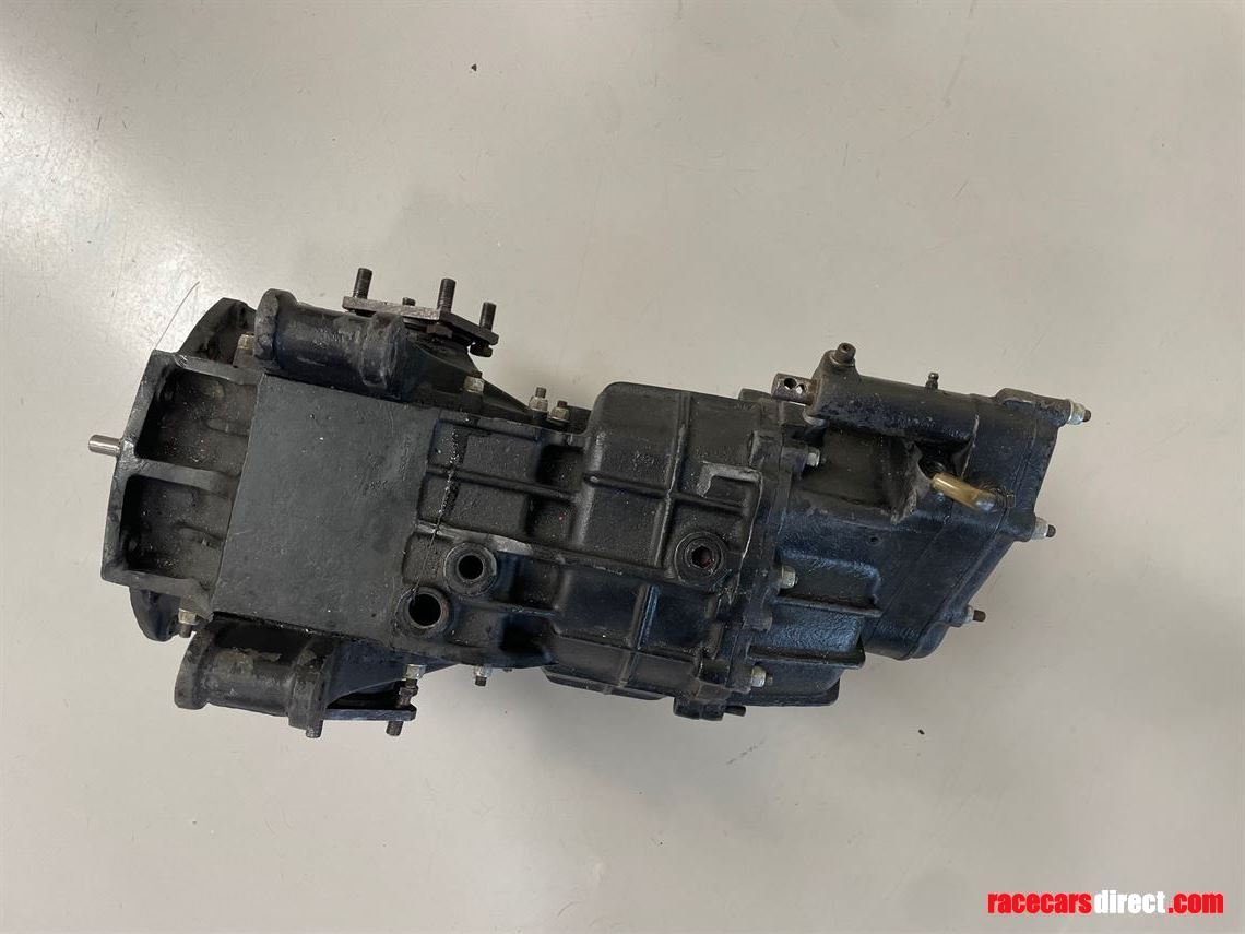 original-hewland-lg500-gearbox-transaxle