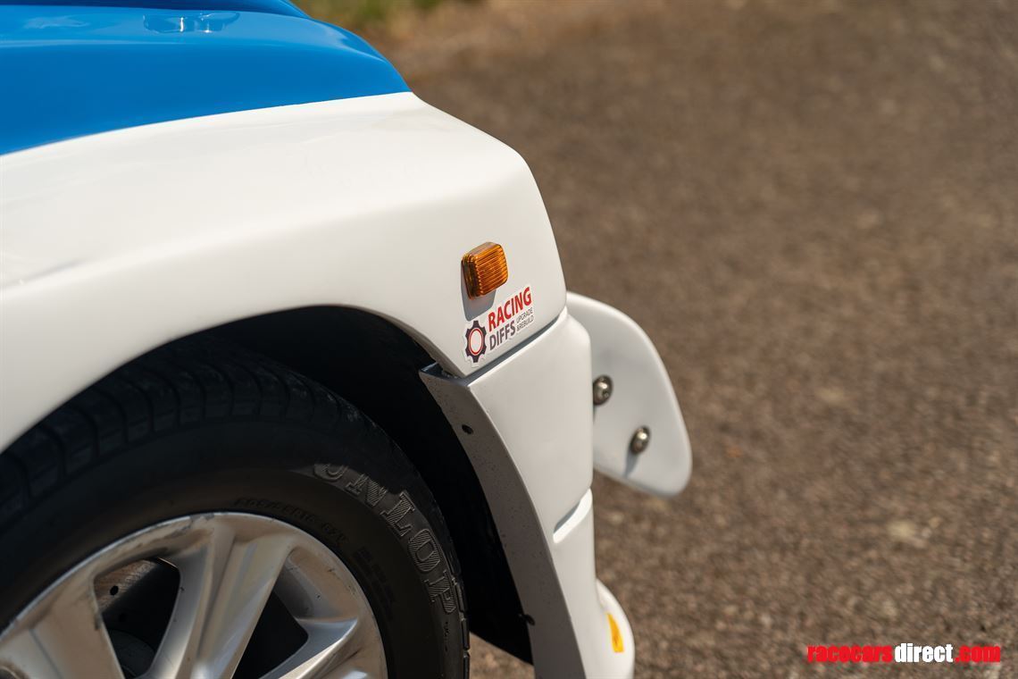 metro-6r4-replica-competition-car