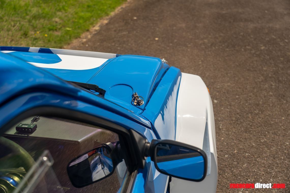 metro-6r4-replica-competition-car