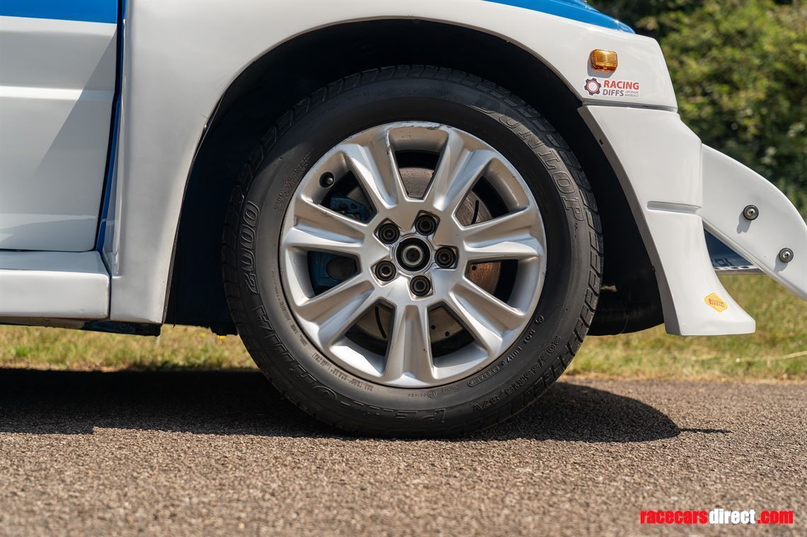 metro-6r4-replica-competition-car