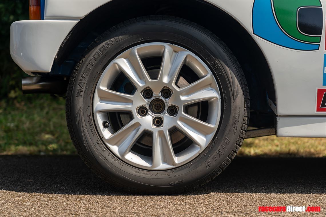 metro-6r4-replica-competition-car