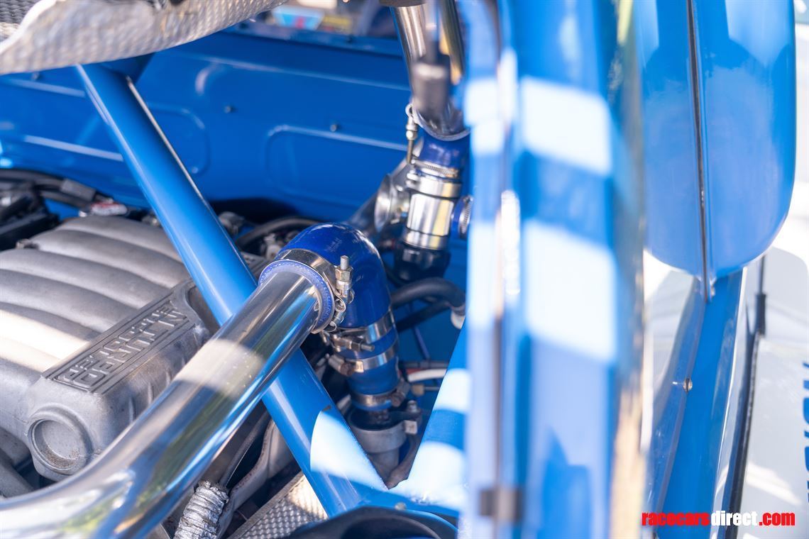 metro-6r4-replica-competition-car