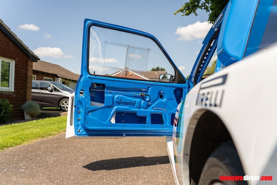 metro-6r4-replica-competition-car