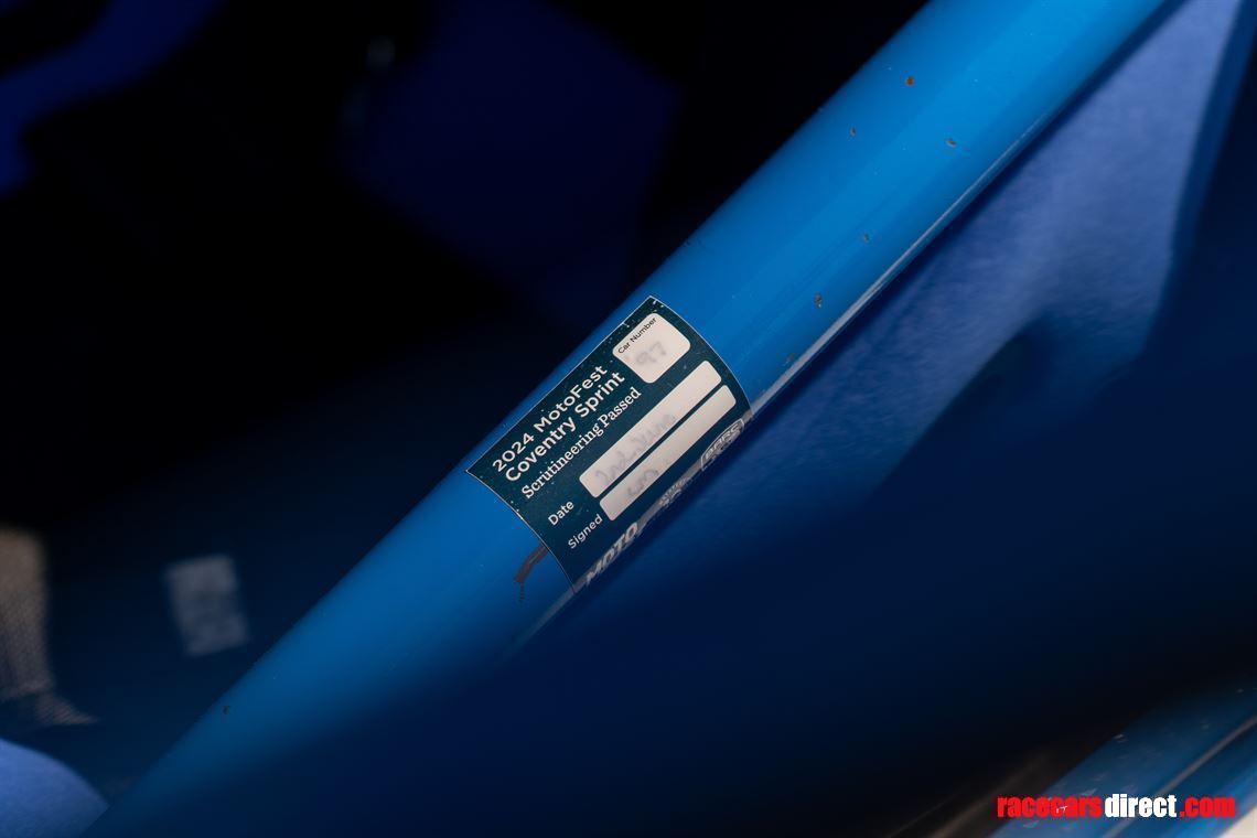 metro-6r4-replica-competition-car