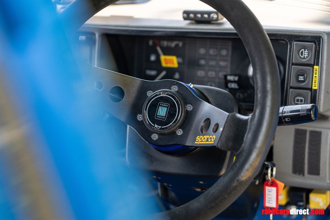 metro-6r4-replica-competition-car