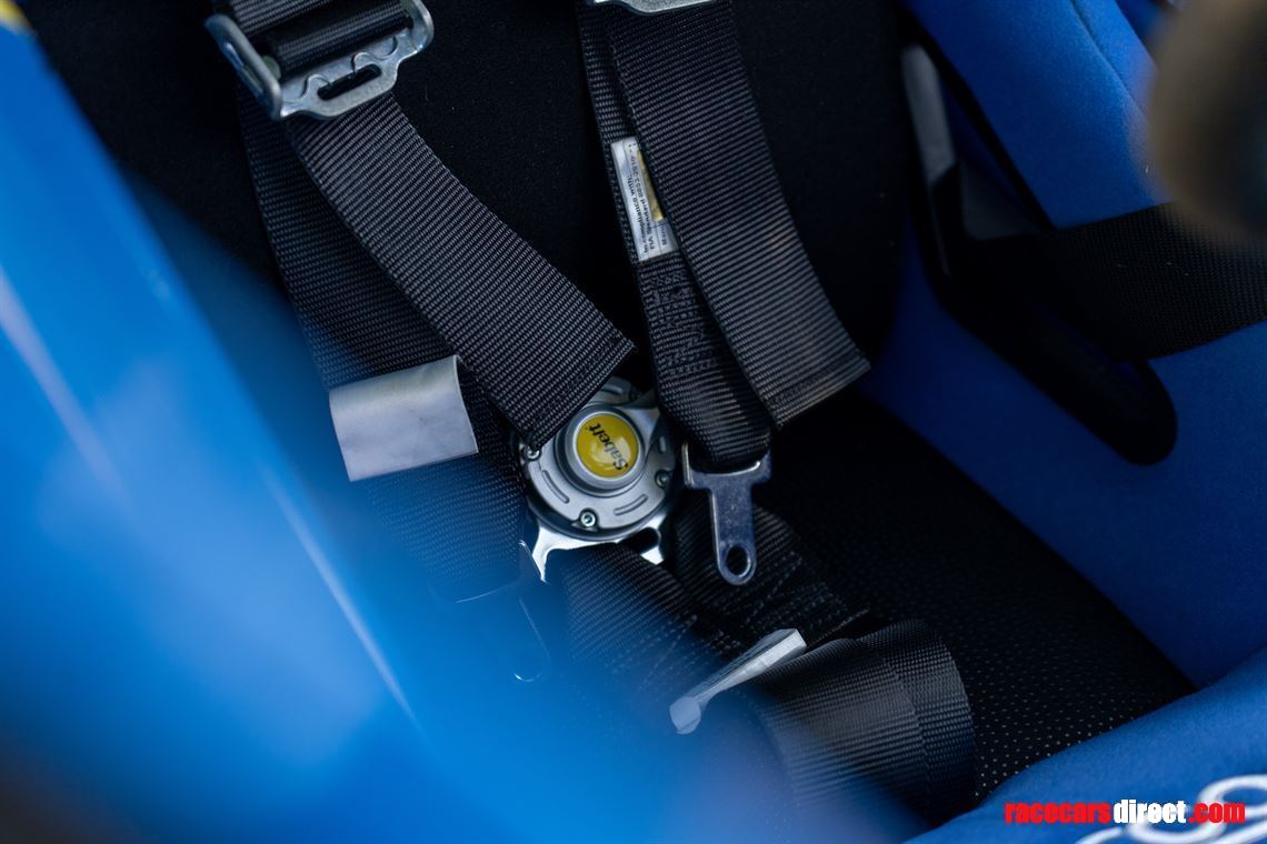 metro-6r4-replica-competition-car