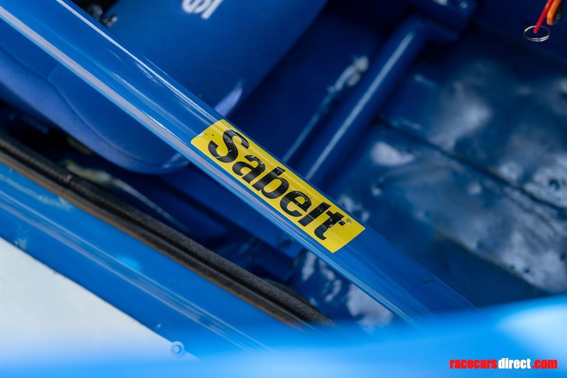 metro-6r4-replica-competition-car