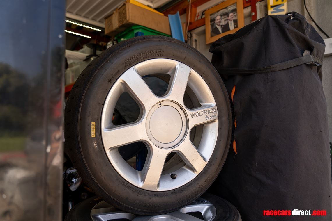 metro-6r4-replica-competition-car