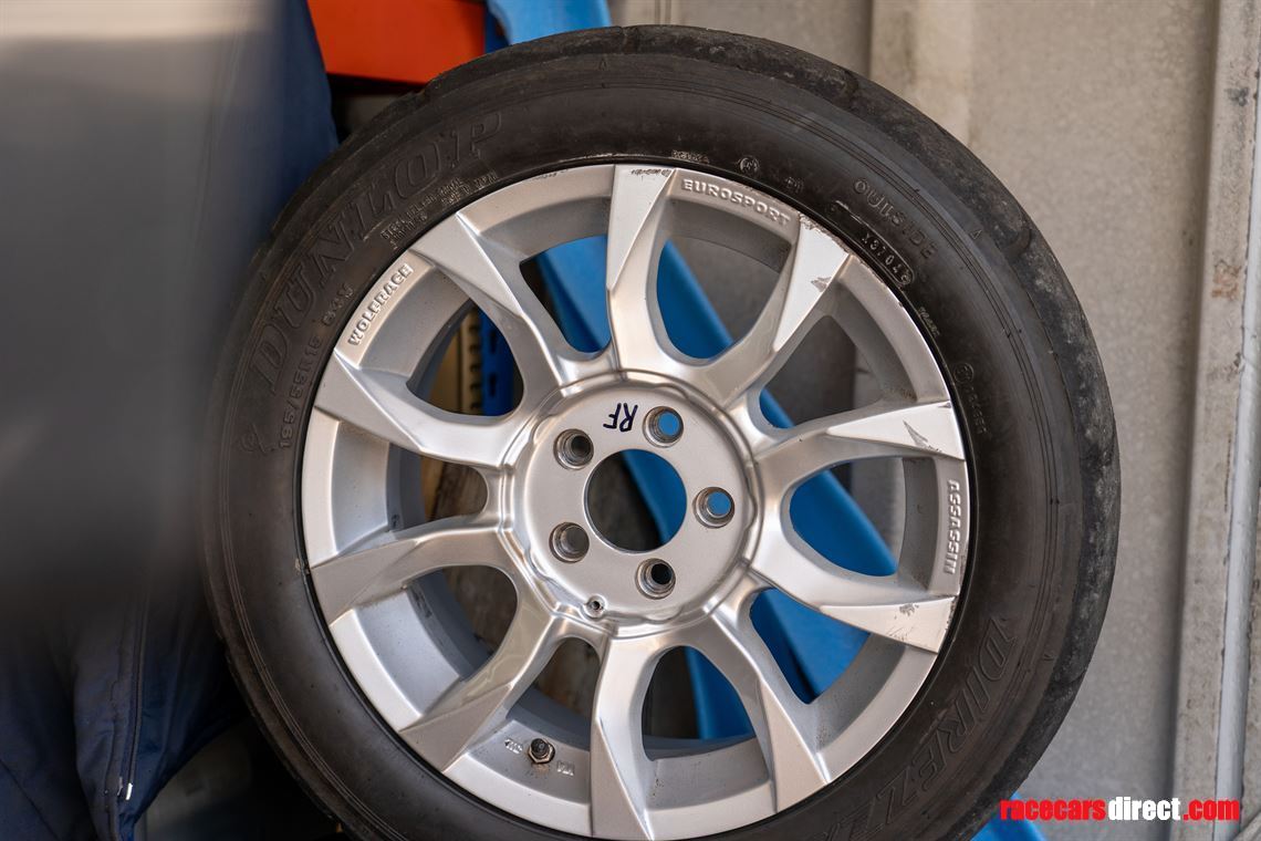 metro-6r4-replica-competition-car