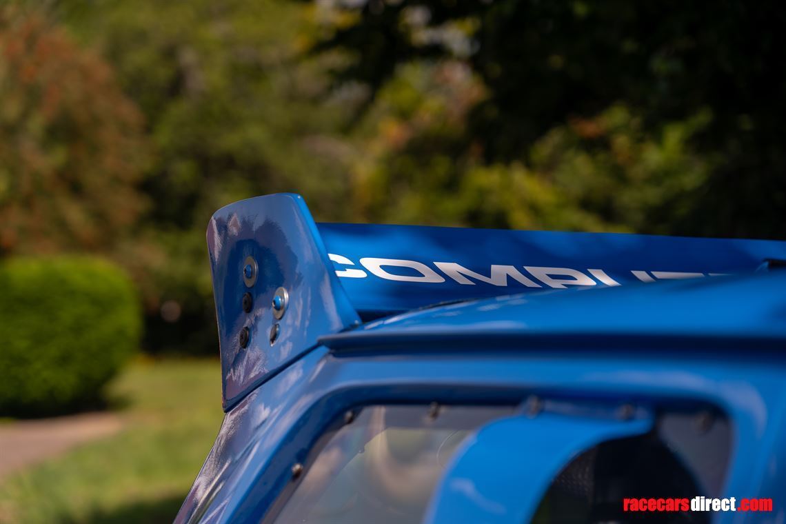 metro-6r4-replica-competition-car