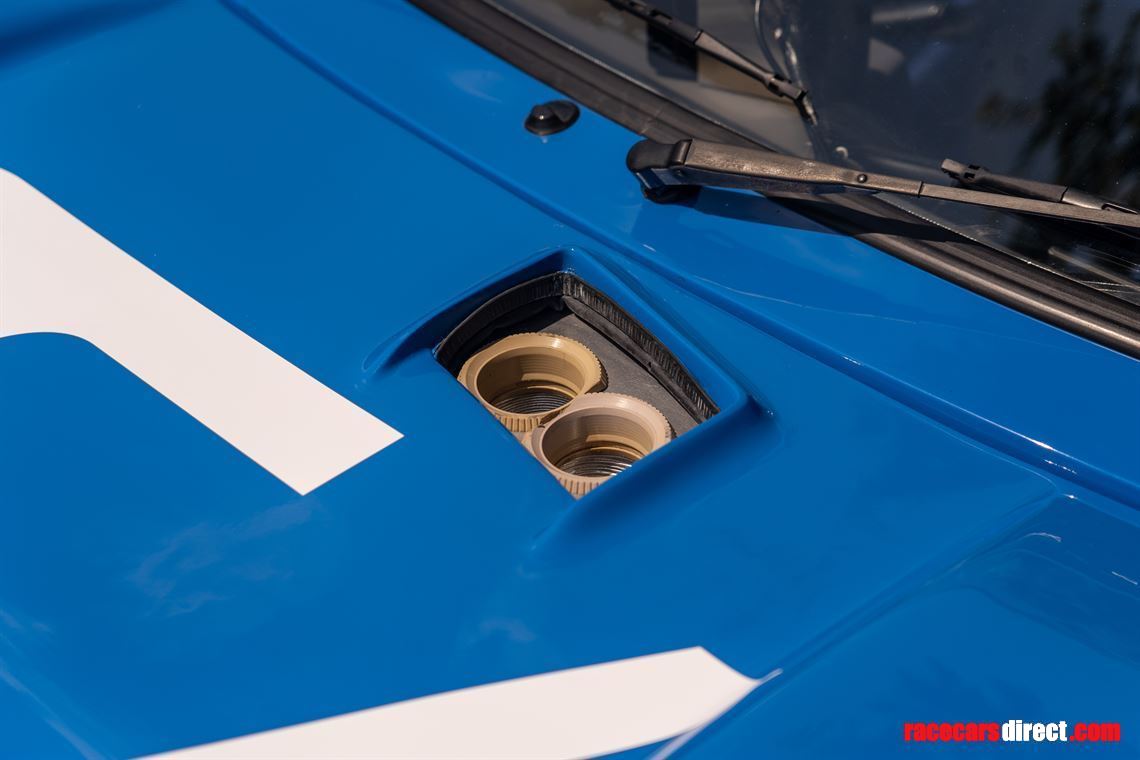 metro-6r4-replica-competition-car