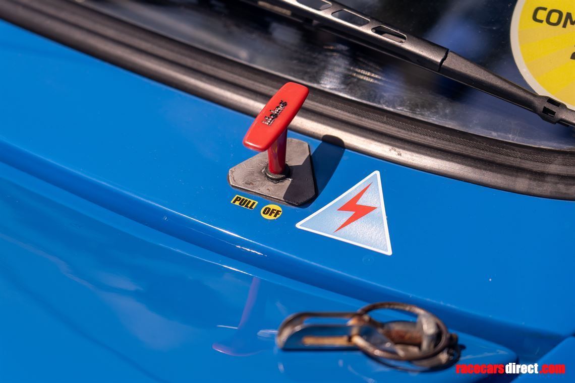 metro-6r4-replica-competition-car