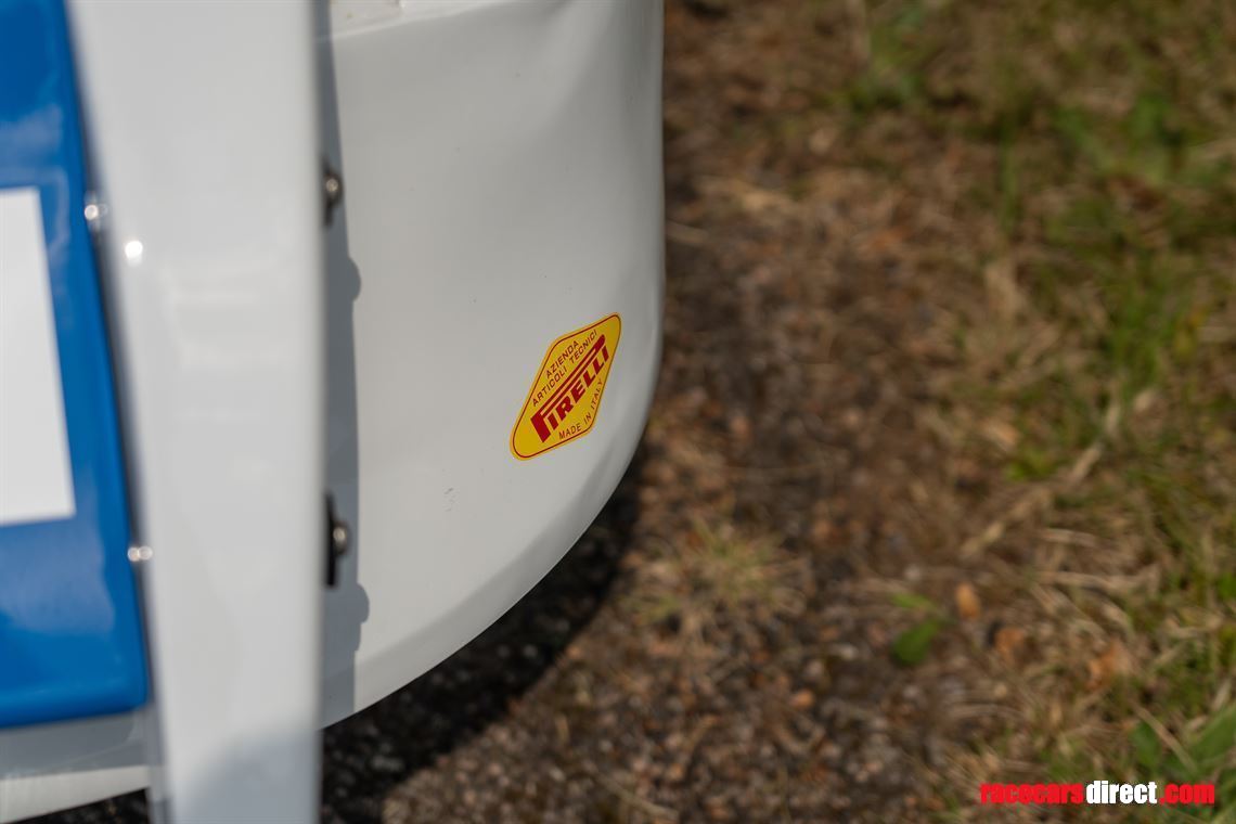 metro-6r4-replica-competition-car