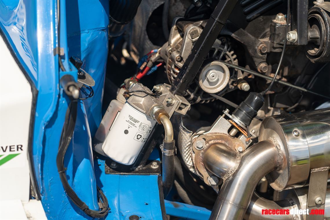 metro-6r4-replica-competition-car