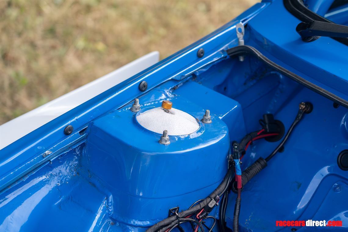 metro-6r4-replica-competition-car