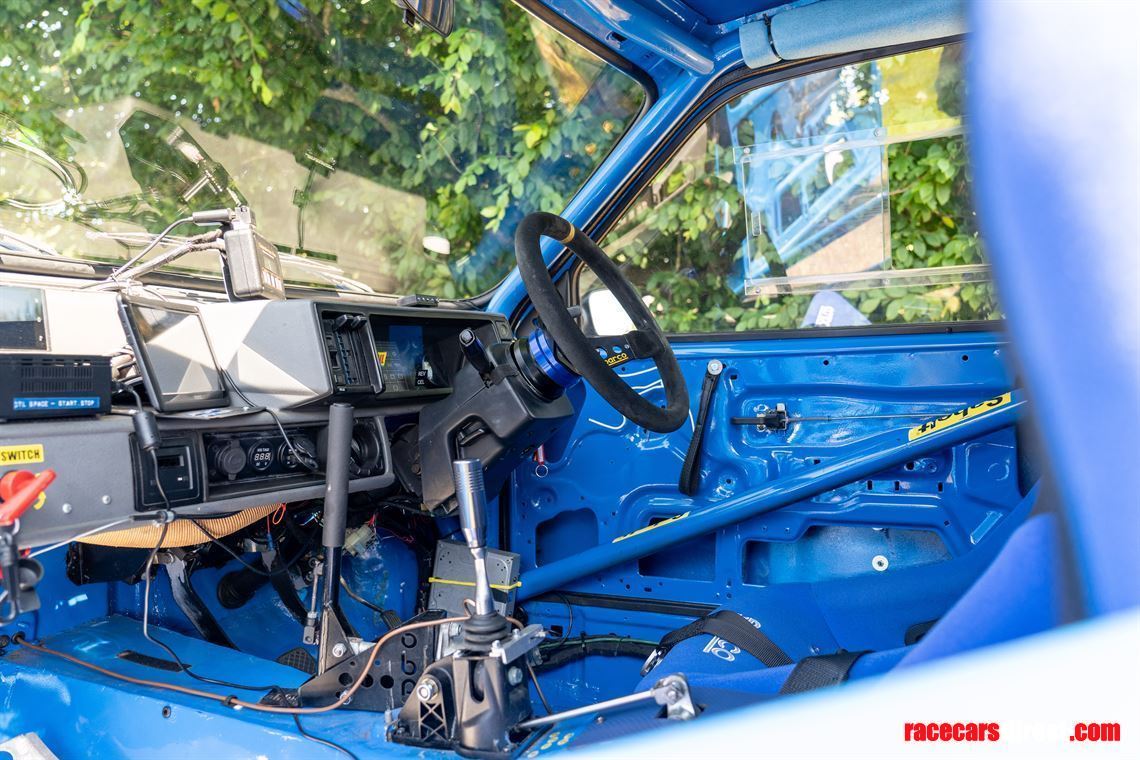 metro-6r4-replica-competition-car