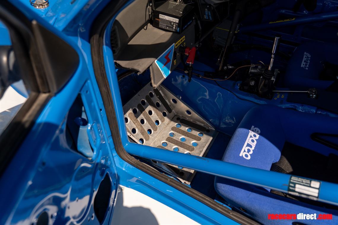 metro-6r4-replica-competition-car