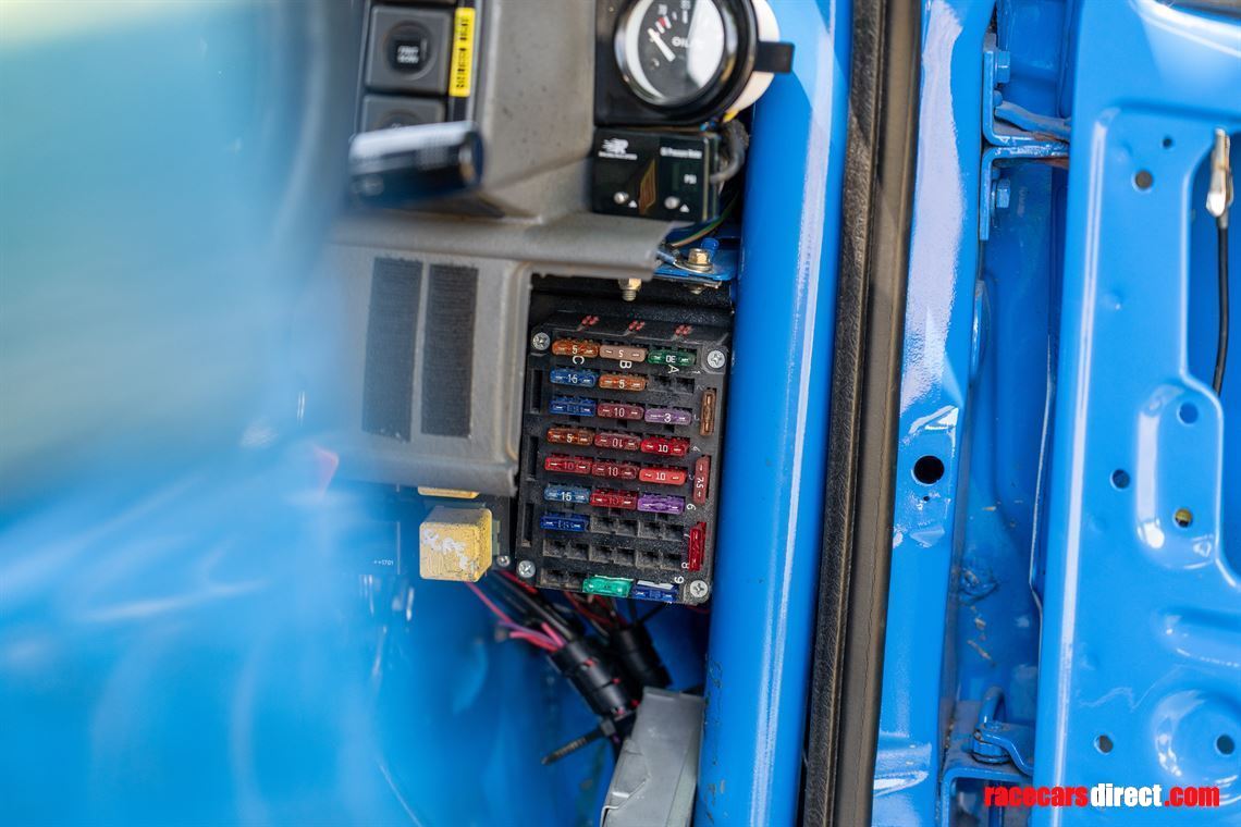 metro-6r4-replica-competition-car