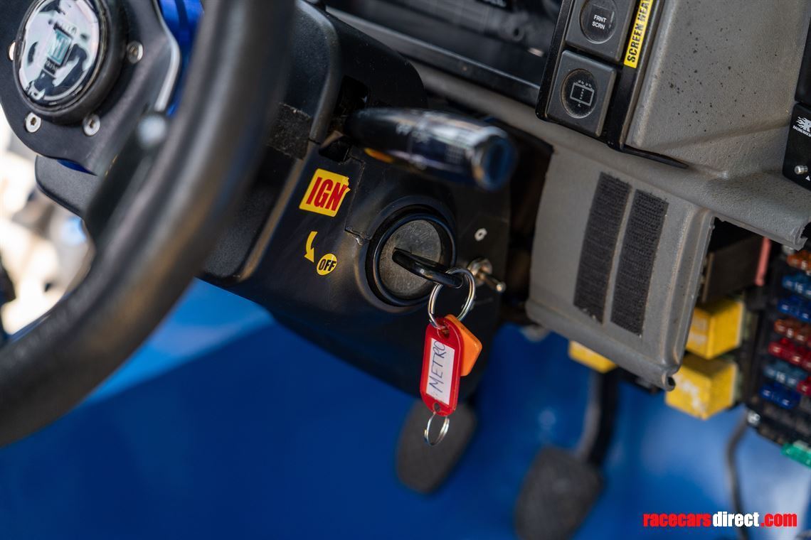 metro-6r4-replica-competition-car