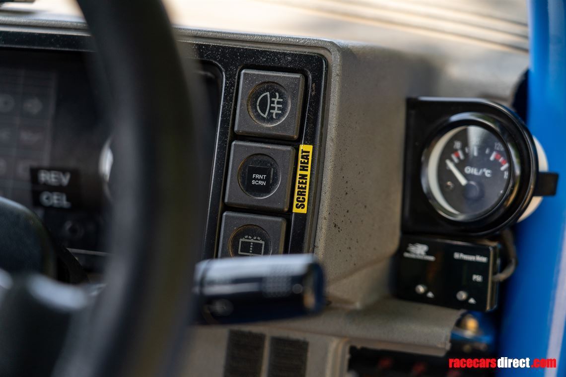 metro-6r4-replica-competition-car