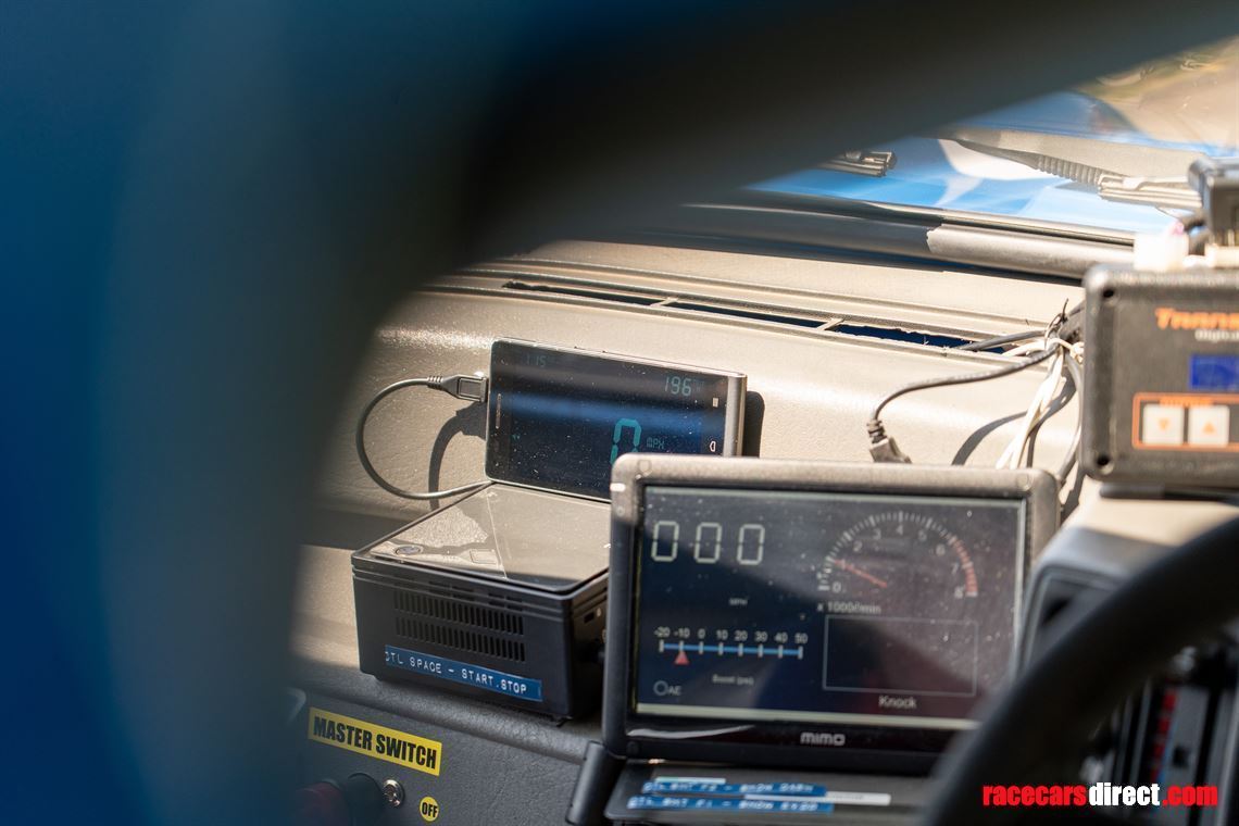 metro-6r4-replica-competition-car