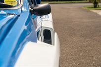 metro-6r4-replica-competition-car