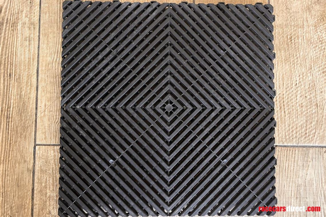 ribtrax-racing-floor-tiles
