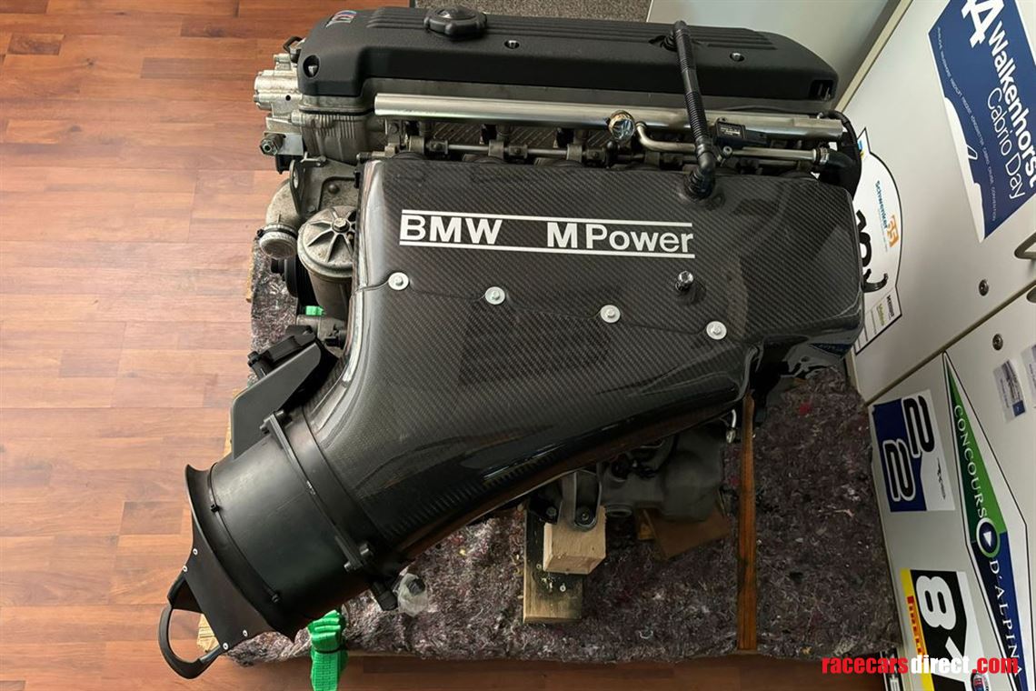 bmw-m3-csl-engine-airbox-headers-3000-km-only