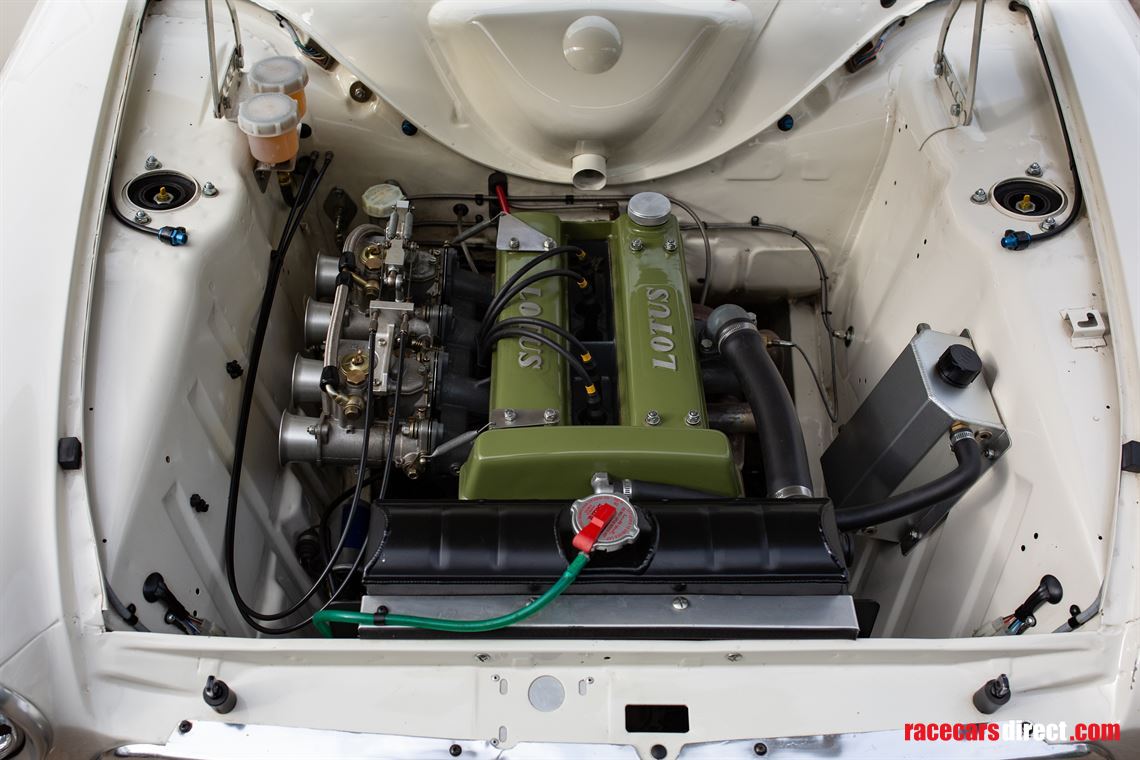 1963-ford-lotus-cortina-fia-race-car