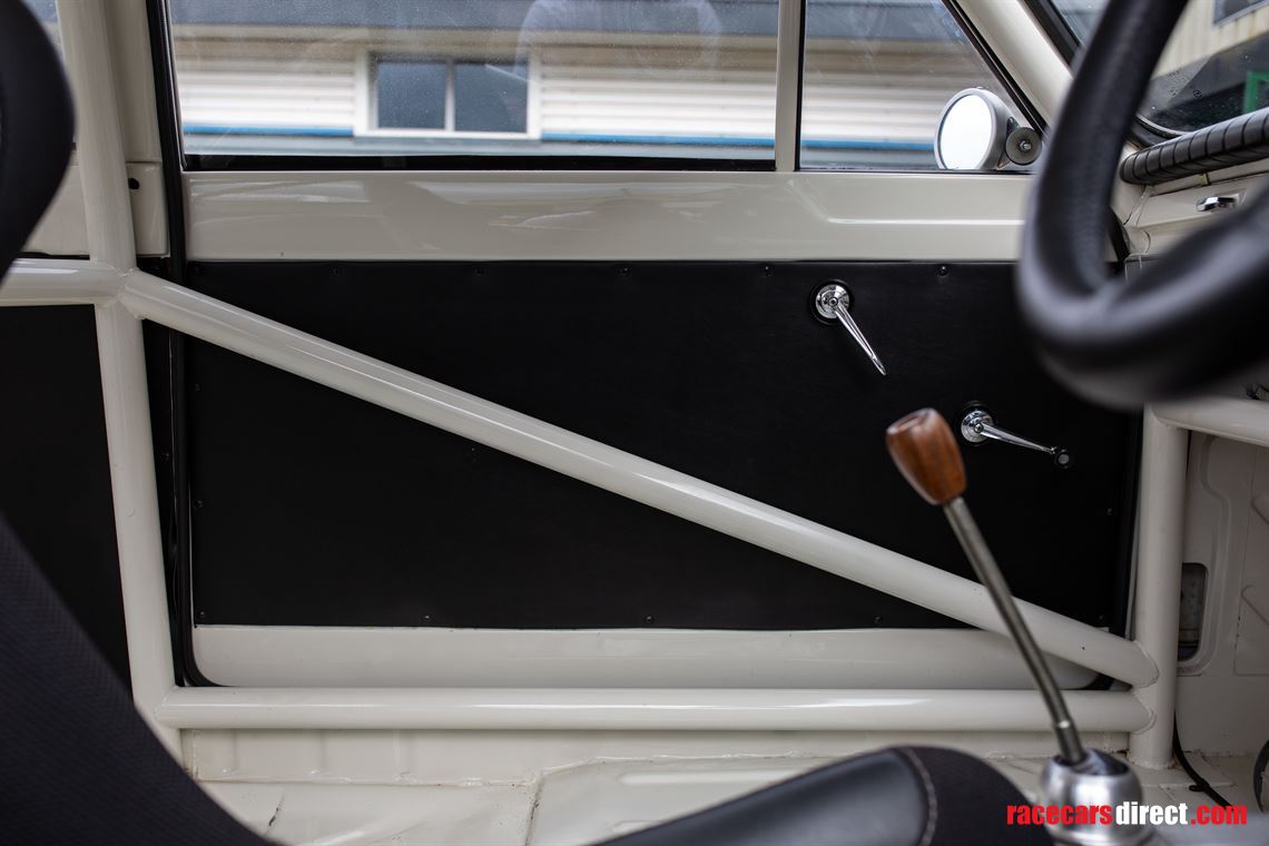 1963-ford-lotus-cortina-fia-race-car