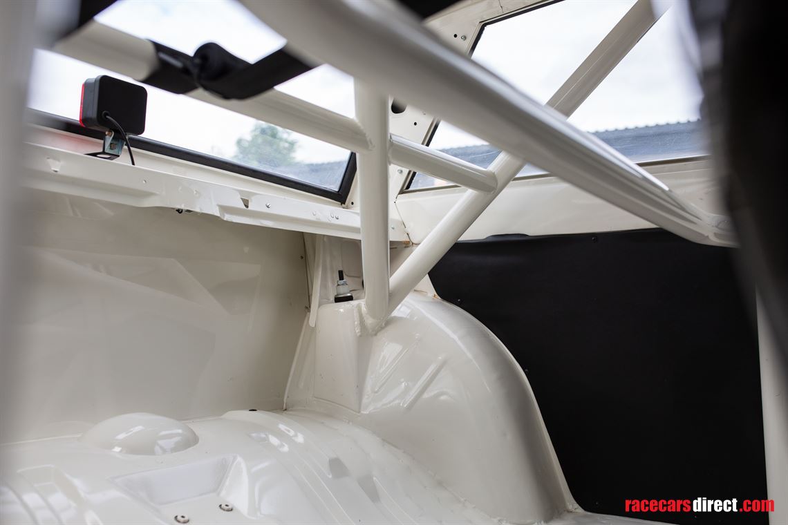 1963-ford-lotus-cortina-fia-race-car