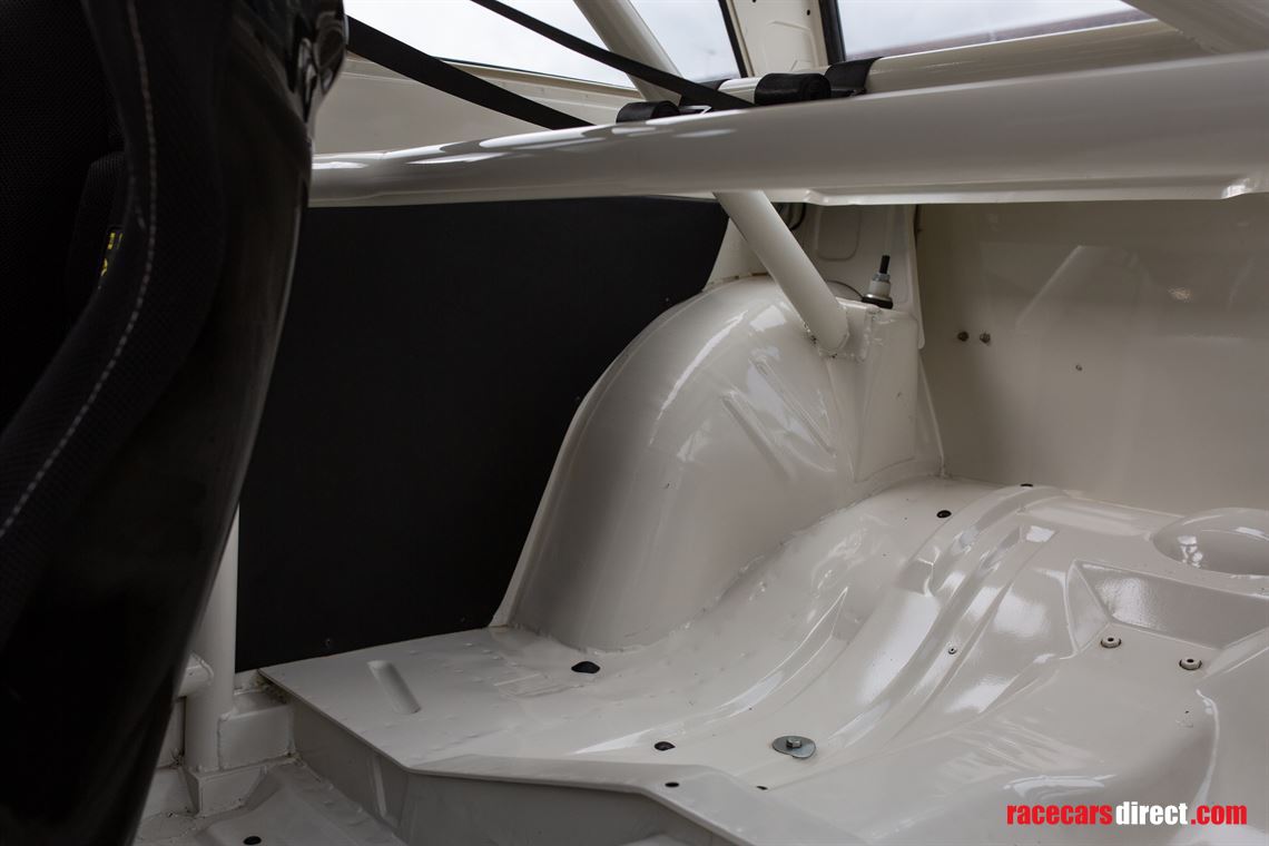 1963-ford-lotus-cortina-fia-race-car