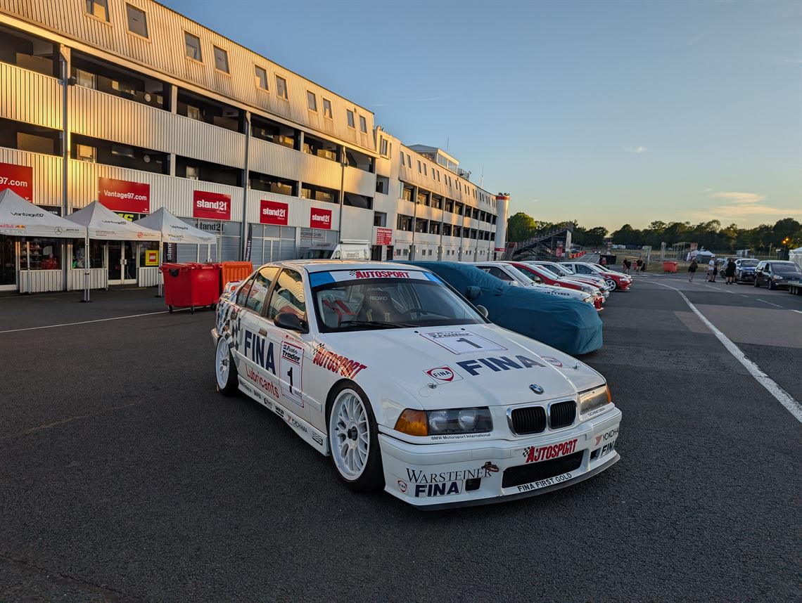 genuine-bmw-team-schnitzer-supertourer-btcc-a