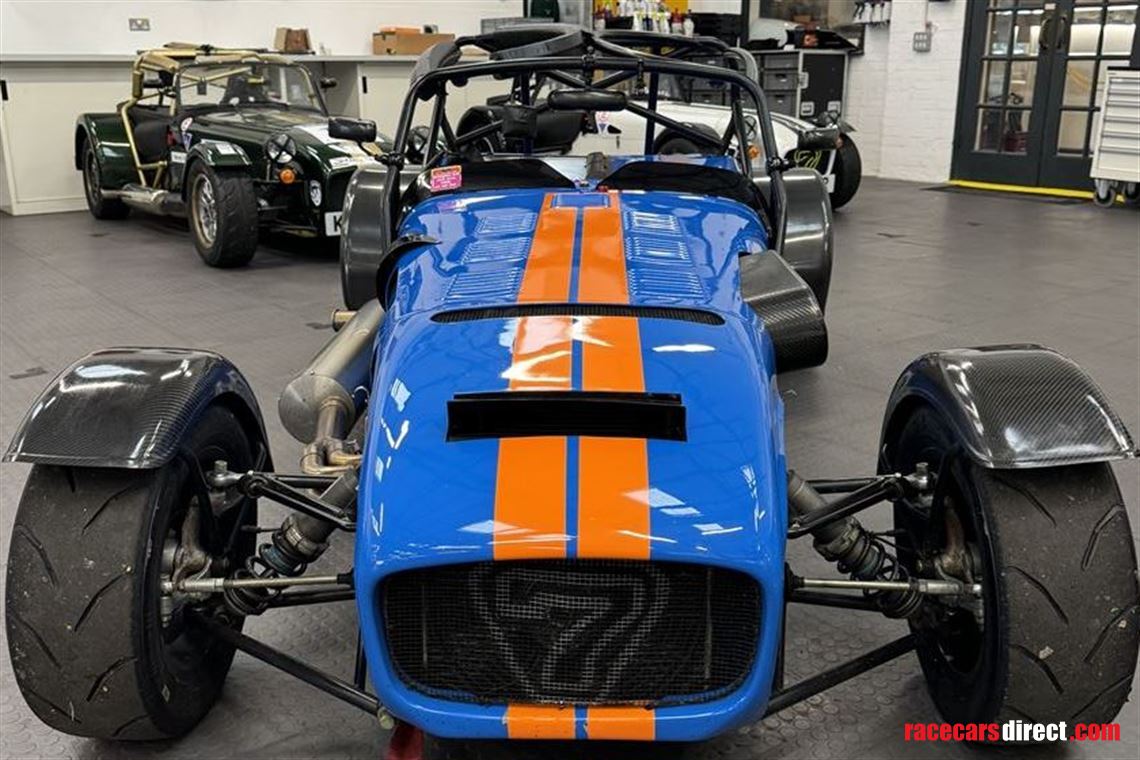 caterham-c400-race-cartrack-car