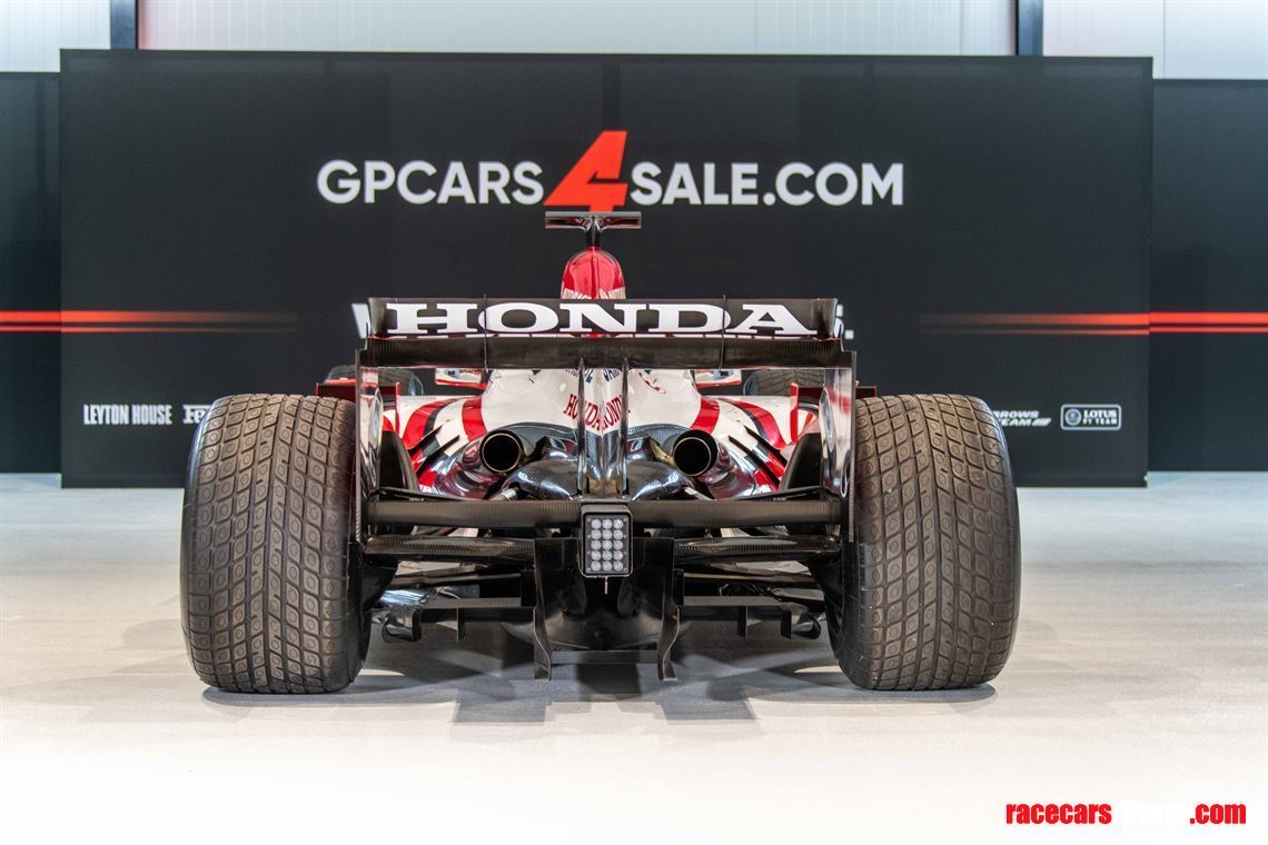 sold-f1-super-aguri-sa7-rolling-chassis