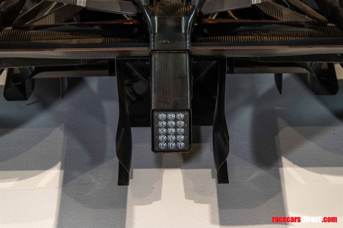 sold-f1-super-aguri-sa7-rolling-chassis