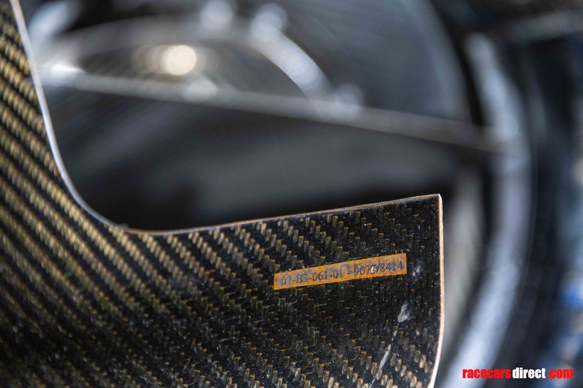 sold-f1-super-aguri-sa7-rolling-chassis