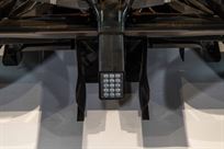 sold-f1-super-aguri-sa7-rolling-chassis