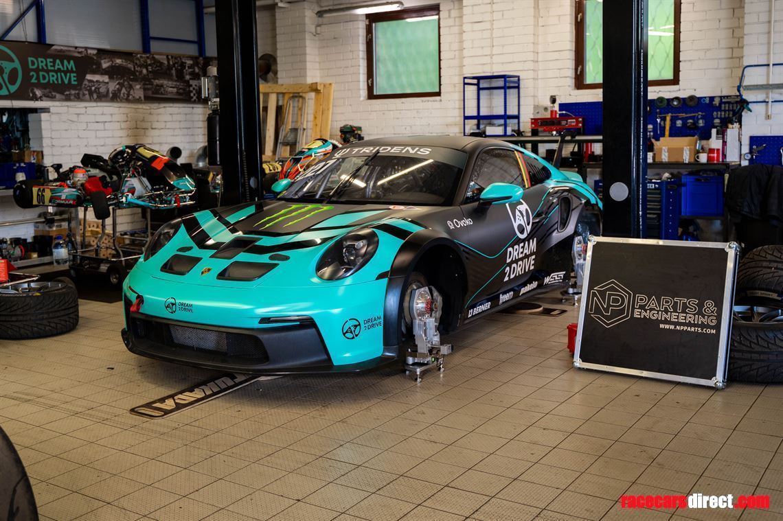 ehs---elite-hub-stand-system-porsche-gt3-cup