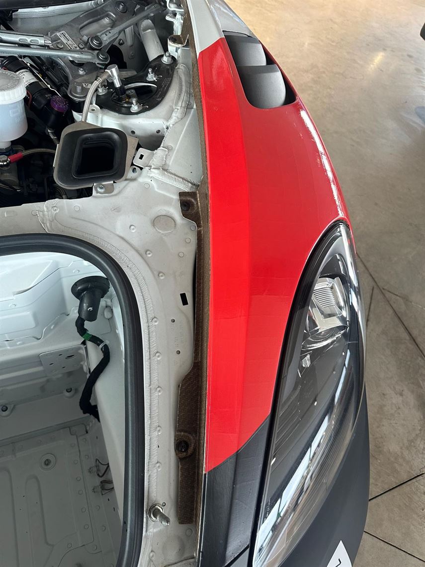 porsche-cayman-gt4-rs-982-2024