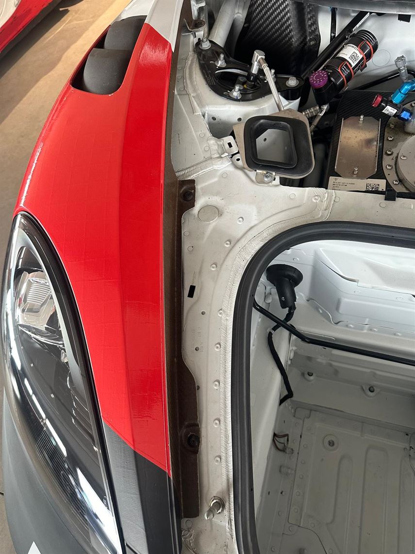 porsche-cayman-gt4-rs-982-2024