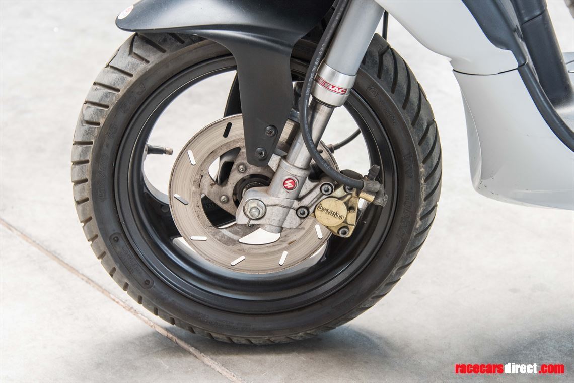 sold-racing-point-f1-team-scooter