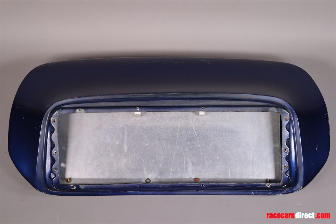 porsche-993-turbo-rear-spoiler-with-ventilati