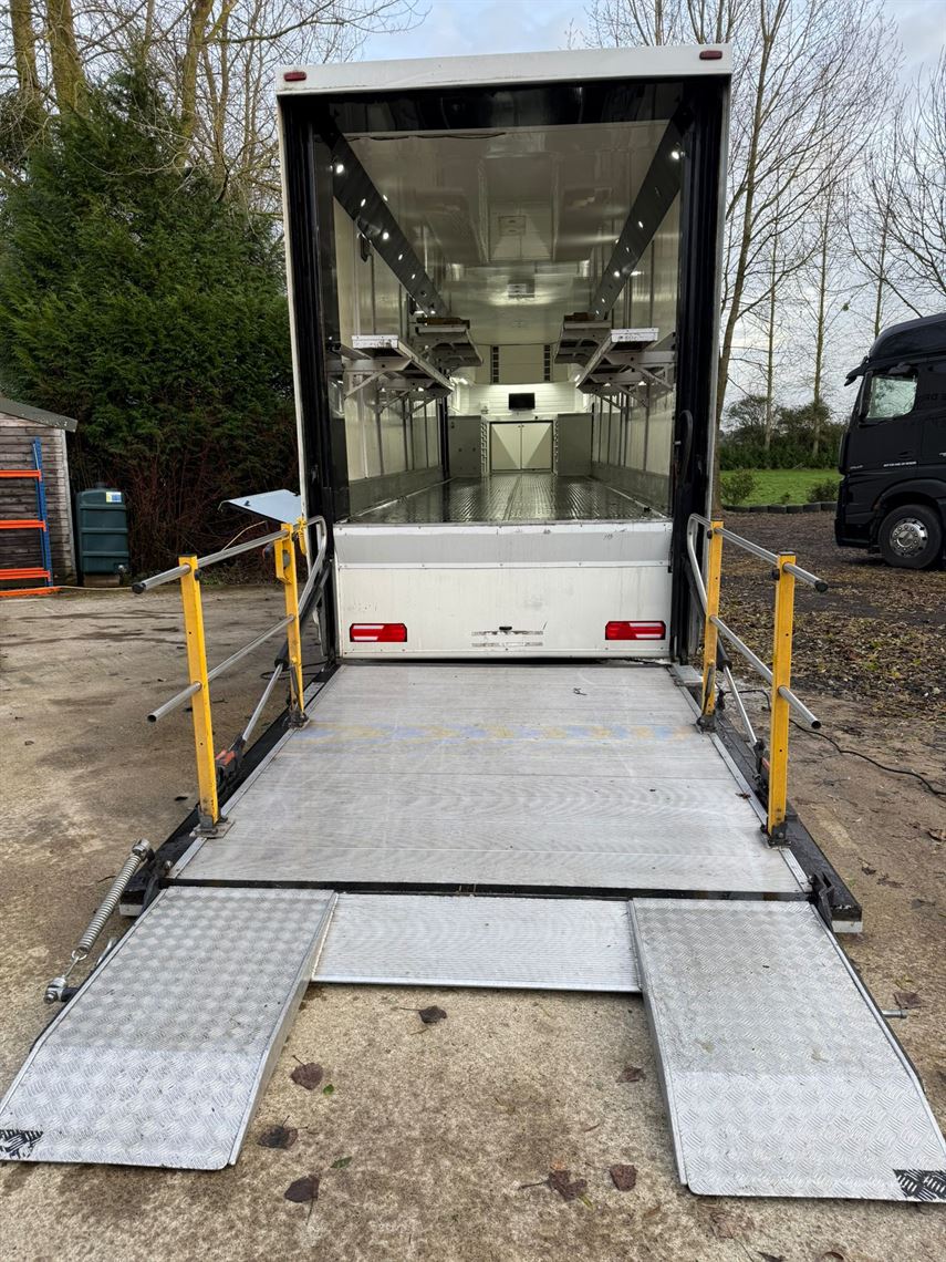 race-trailer-for-sale