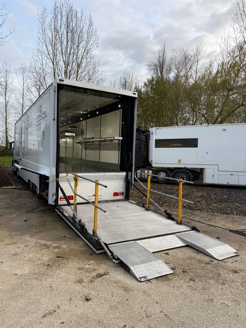 race-trailer-for-sale
